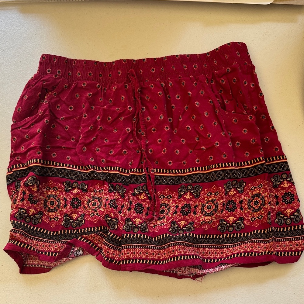 Red Floral Women's Shorts